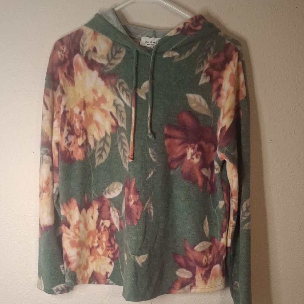 Exclusive One Floral Green Hoodie size medium